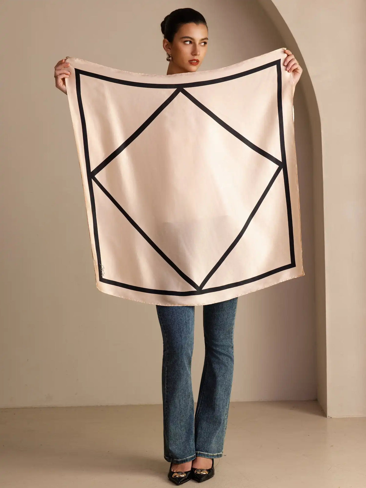 100% Mulberry Silk Geometric Block Pattern Scarf - Size 90x90cm