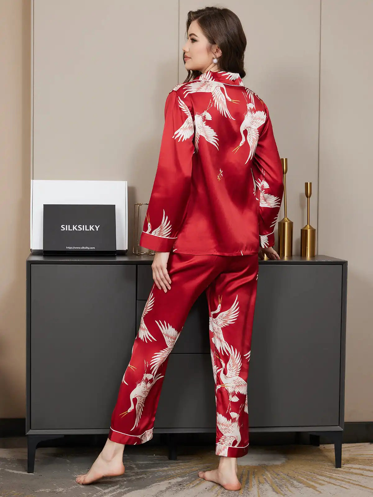 19Momme 100% Mulberry Silk Crane Print Women's Long Sleeve Notch Collar Pajamas Set
