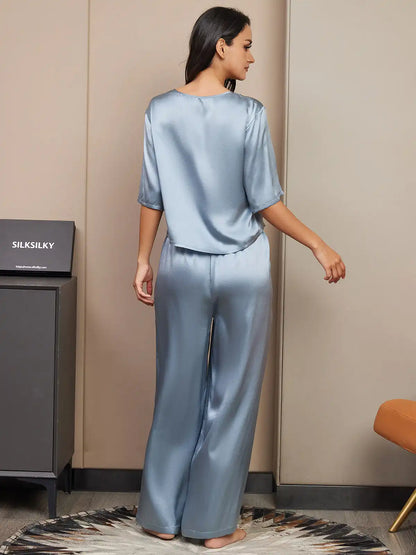 Women's 100% Mulberry Silk Half Sleeve Round Neck Pajamas Set