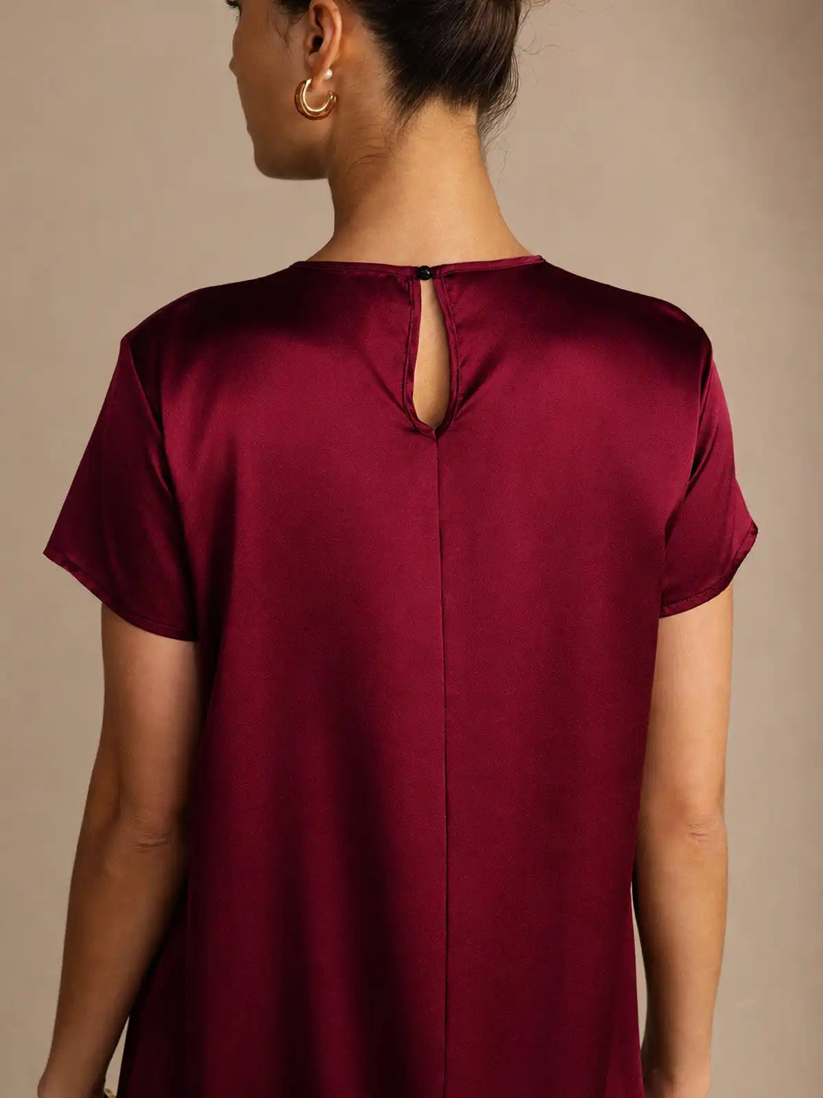 19Momme Silk Short Sleeve Crew Neck  Midi Dress With Side Pockets