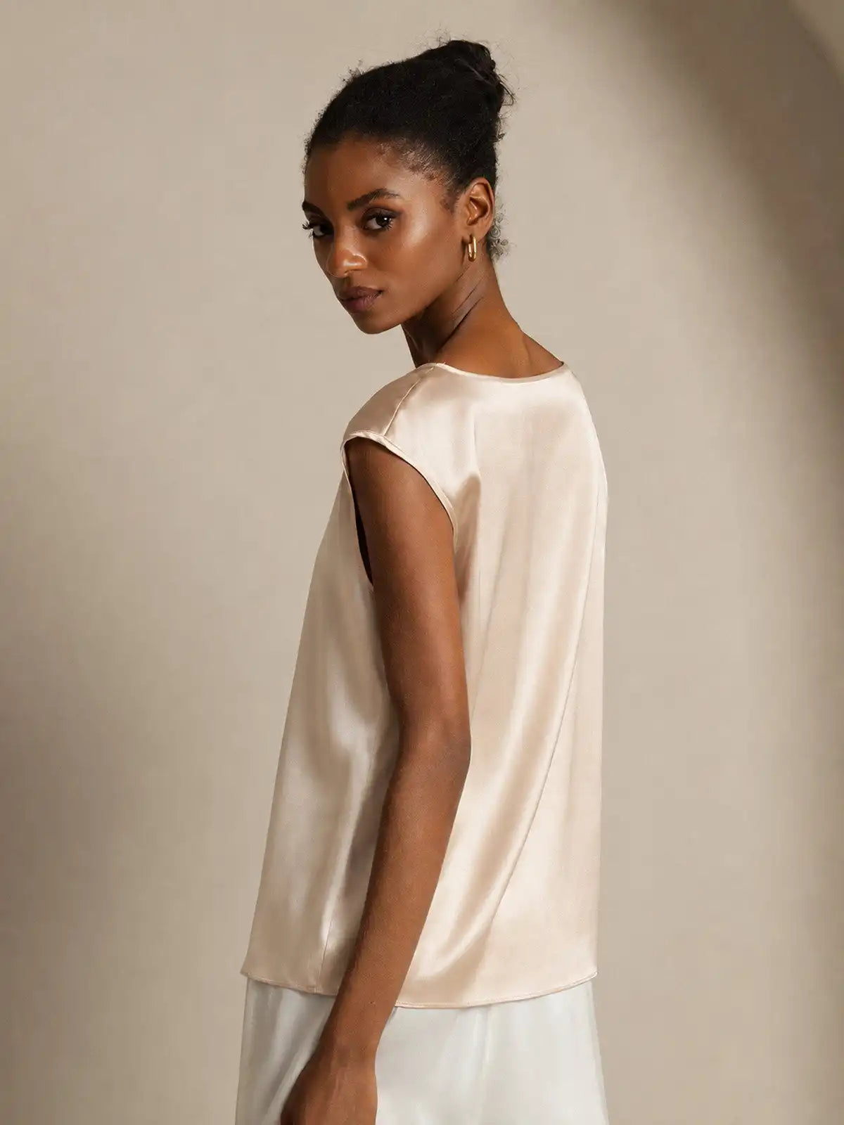 19Momme Women's Silk Cap Sleeve Round Neck Top
