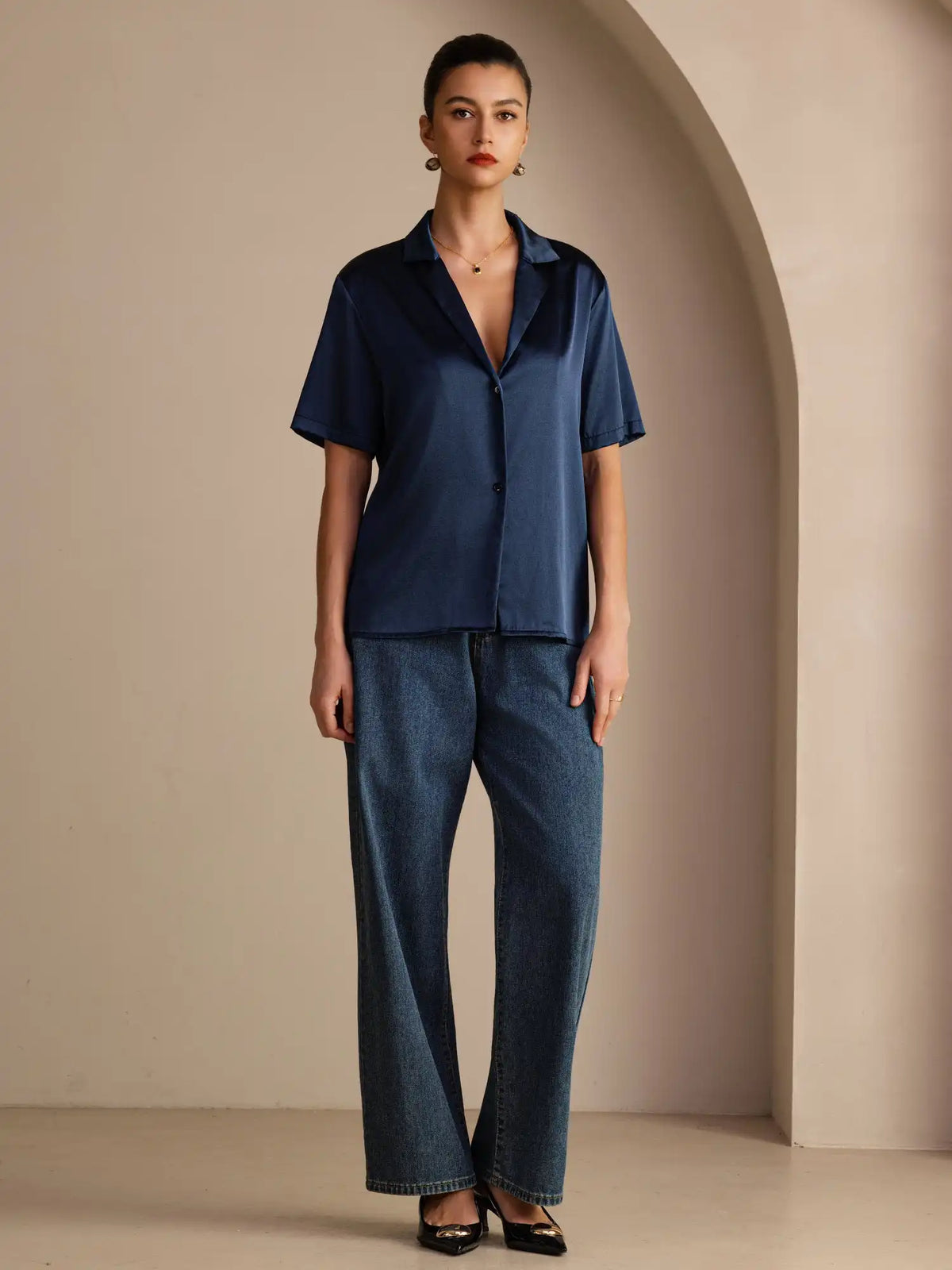 19Momme Silk Short Sleeve Notched Lapel Women's Shirt with Button Up Design
