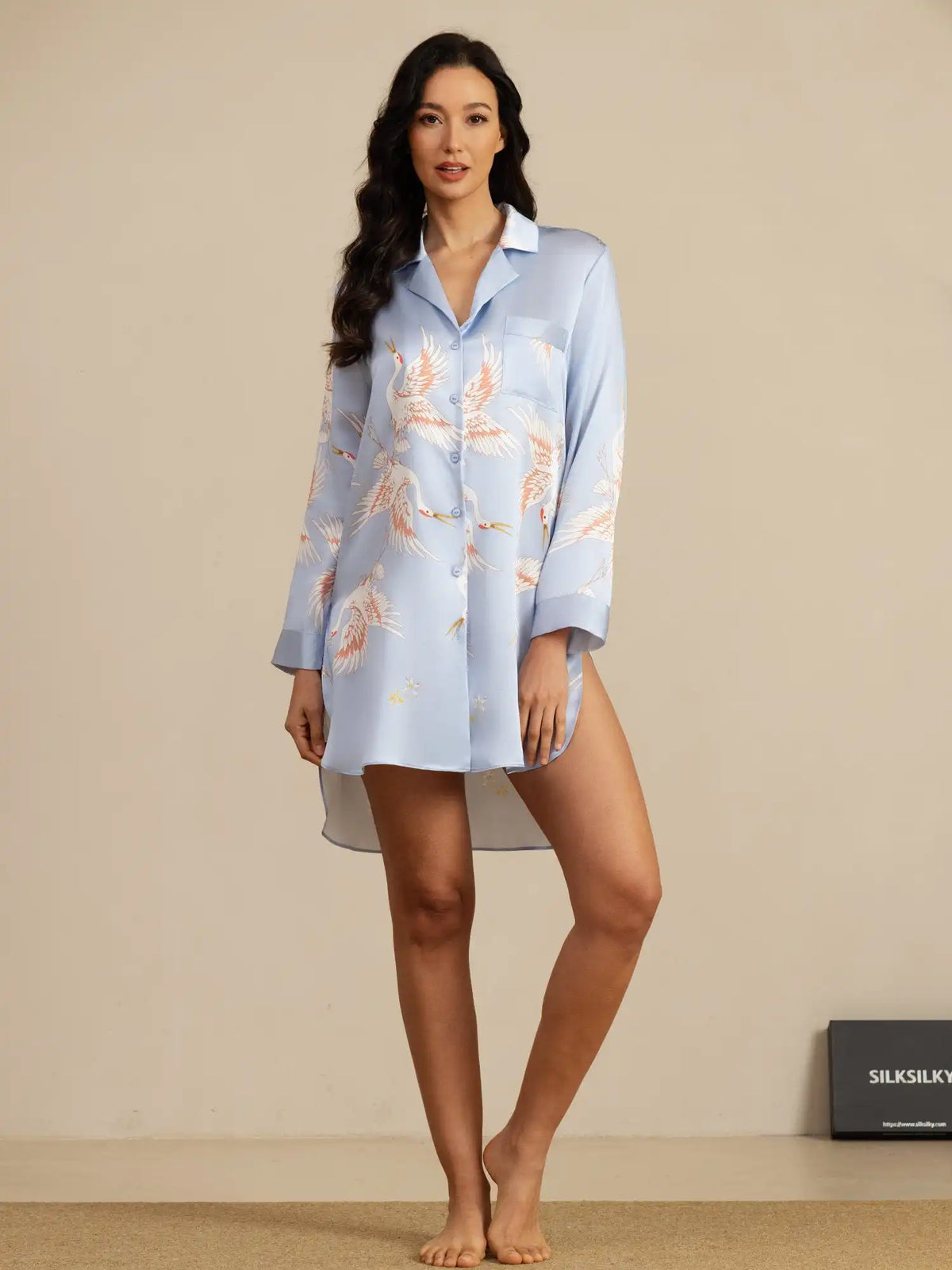 19Momme 100% Mulberry Silk Crane Print Nightshirt with High-Low Hem