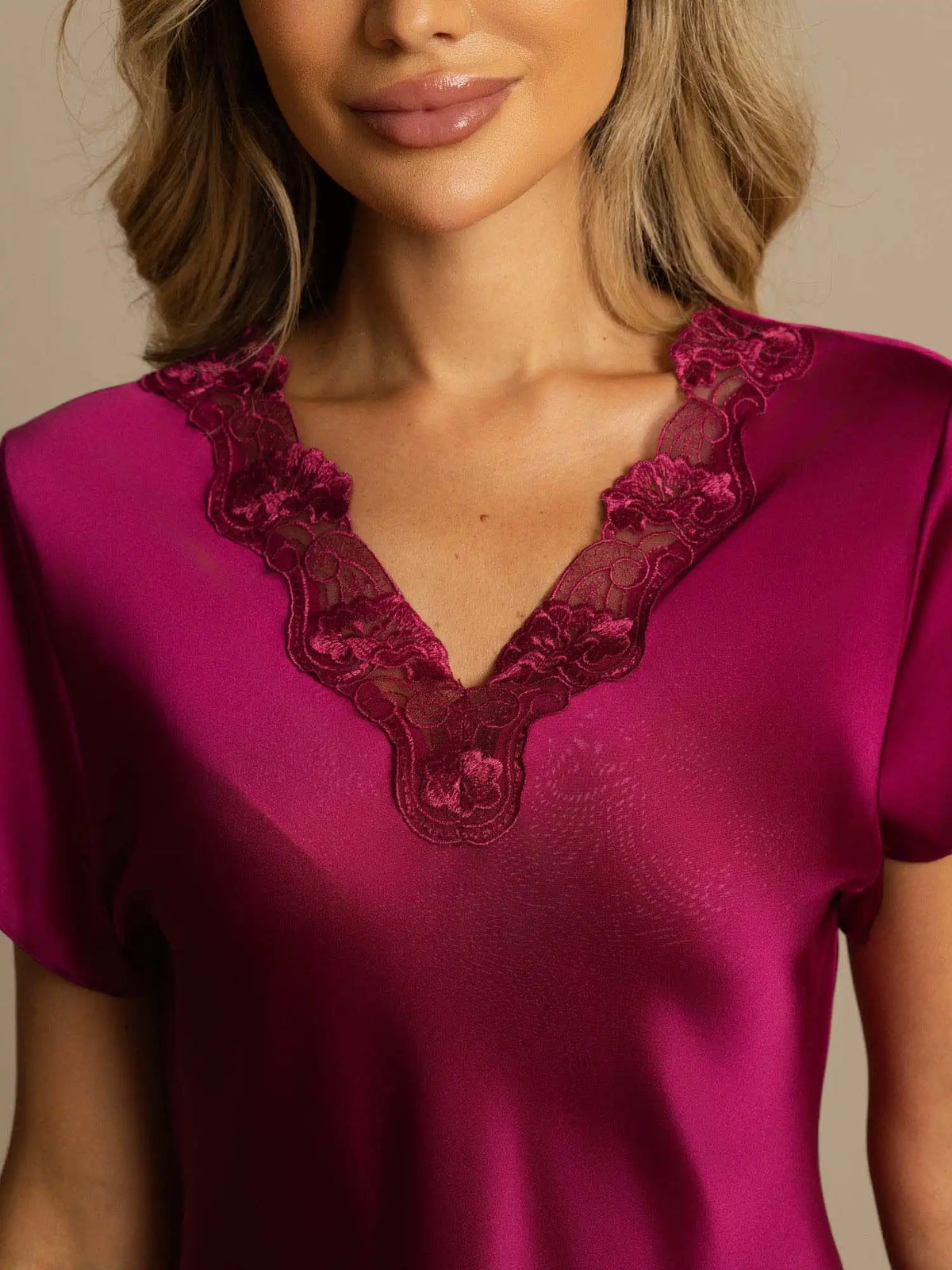 100% Mulberry Silk Short Sleeve V-neck Side Split Short Nightgown