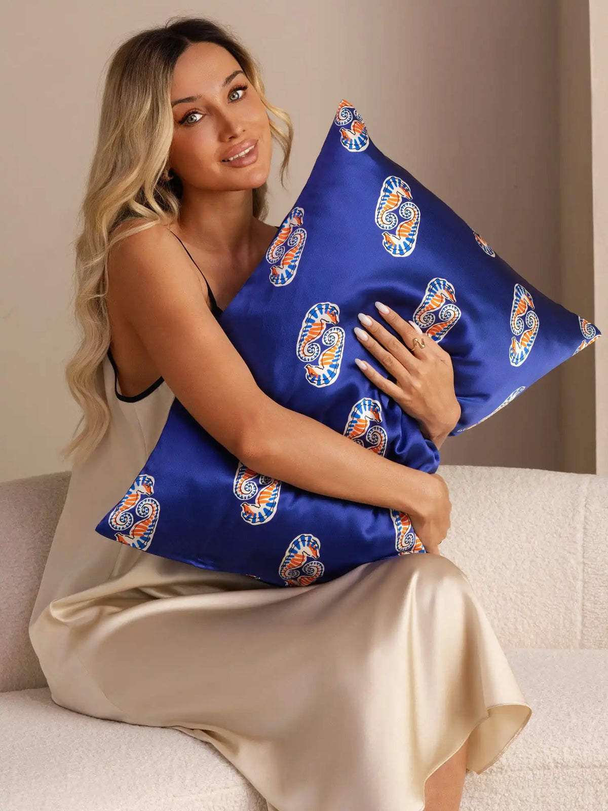 19 Momme Artistic Printed 100% Mulberry Silk Pillowcase – Envelope Closure