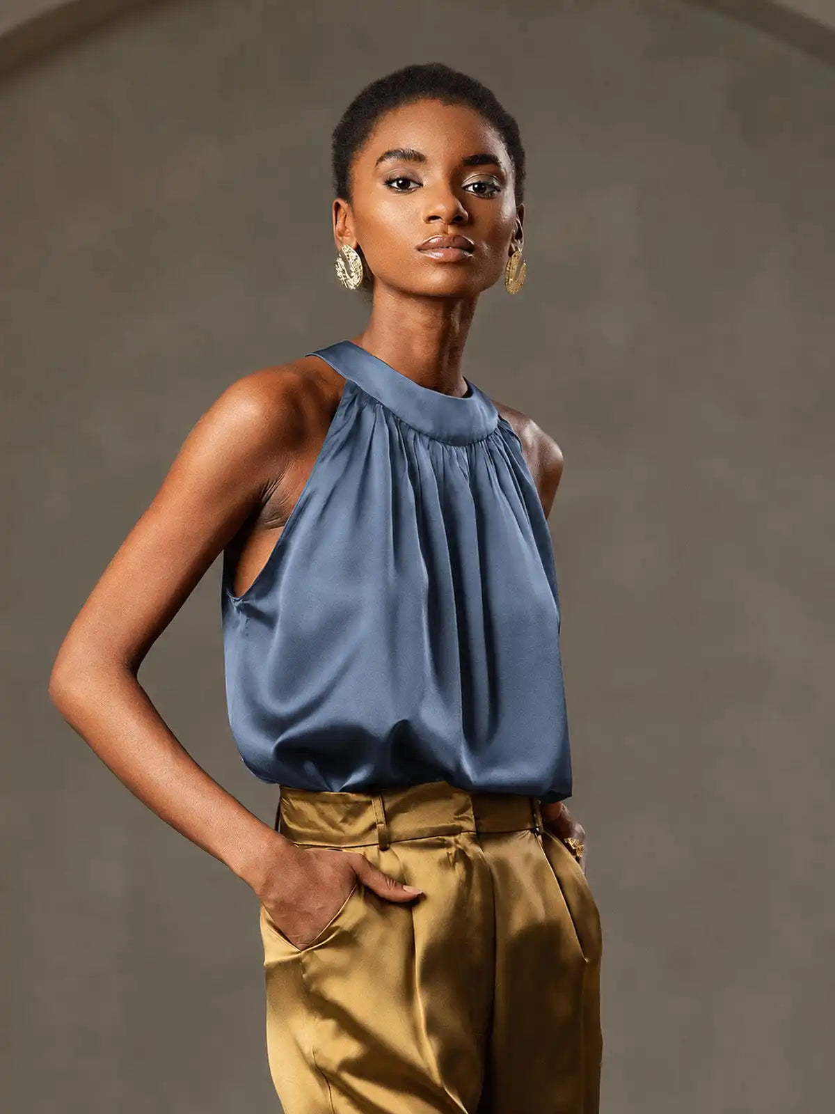 19Momme Silk Sleeveless Halter Neck Women's Top