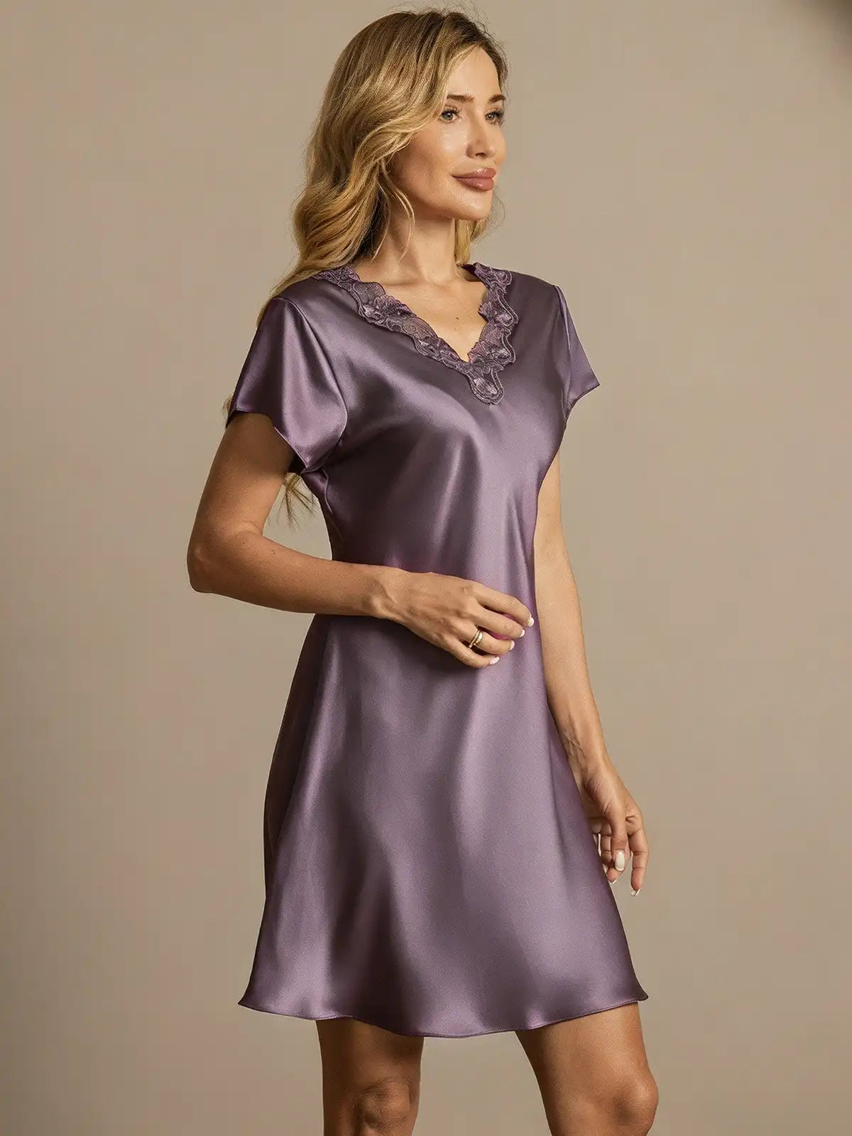 100% Mulberry Silk Short Sleeve V-neck Side Split Short Nightgown