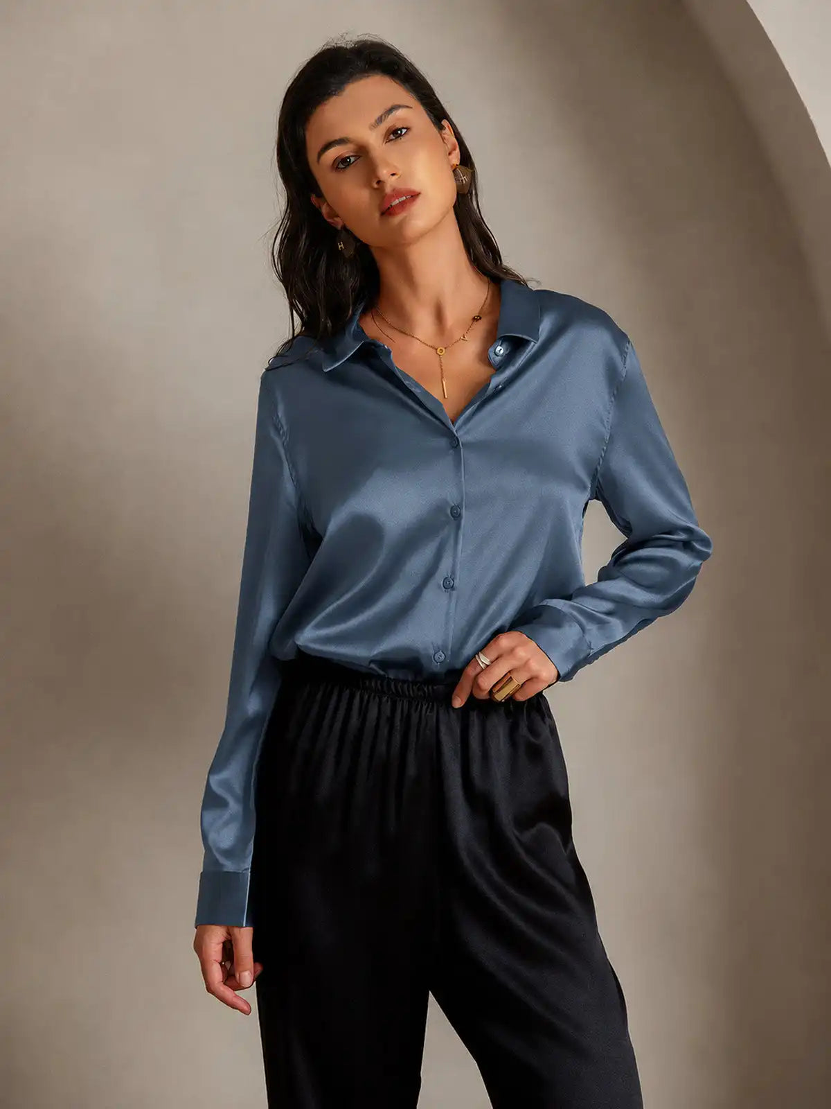 Women’s 19 Momme Silk Long Sleeves Button-Up Shirt