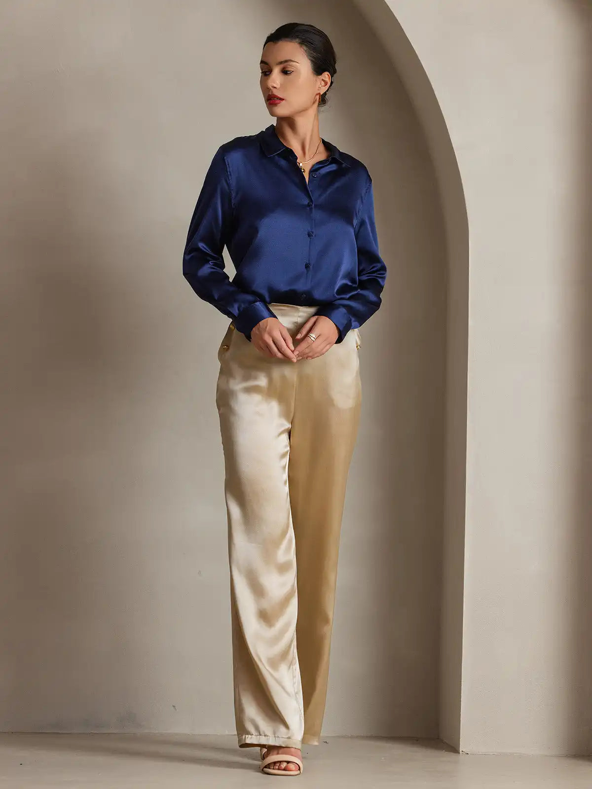 19Momme Silk Long Sleeve Lapel Collar Women's Shirt with Button Up Design