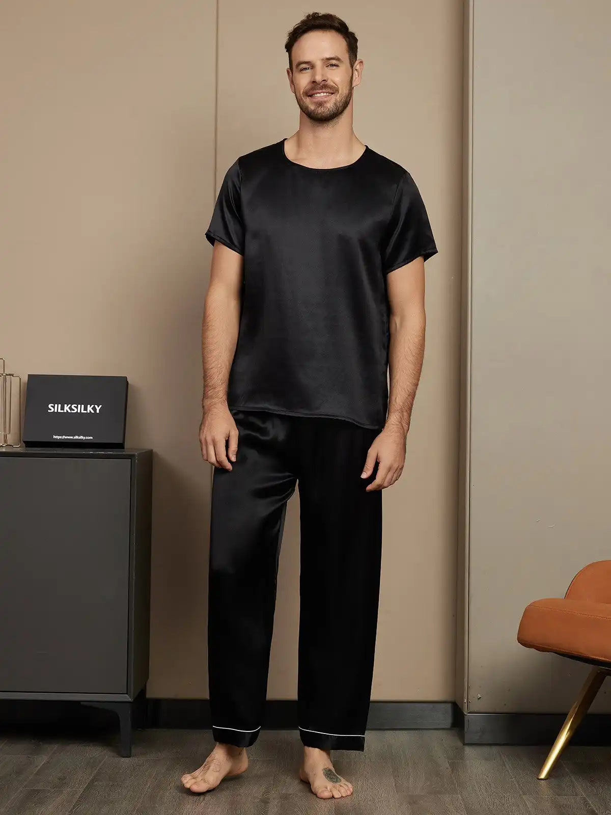 100% Mulberry Silk Short Sleeve Round Neck Men's Pajamas Set with Pants