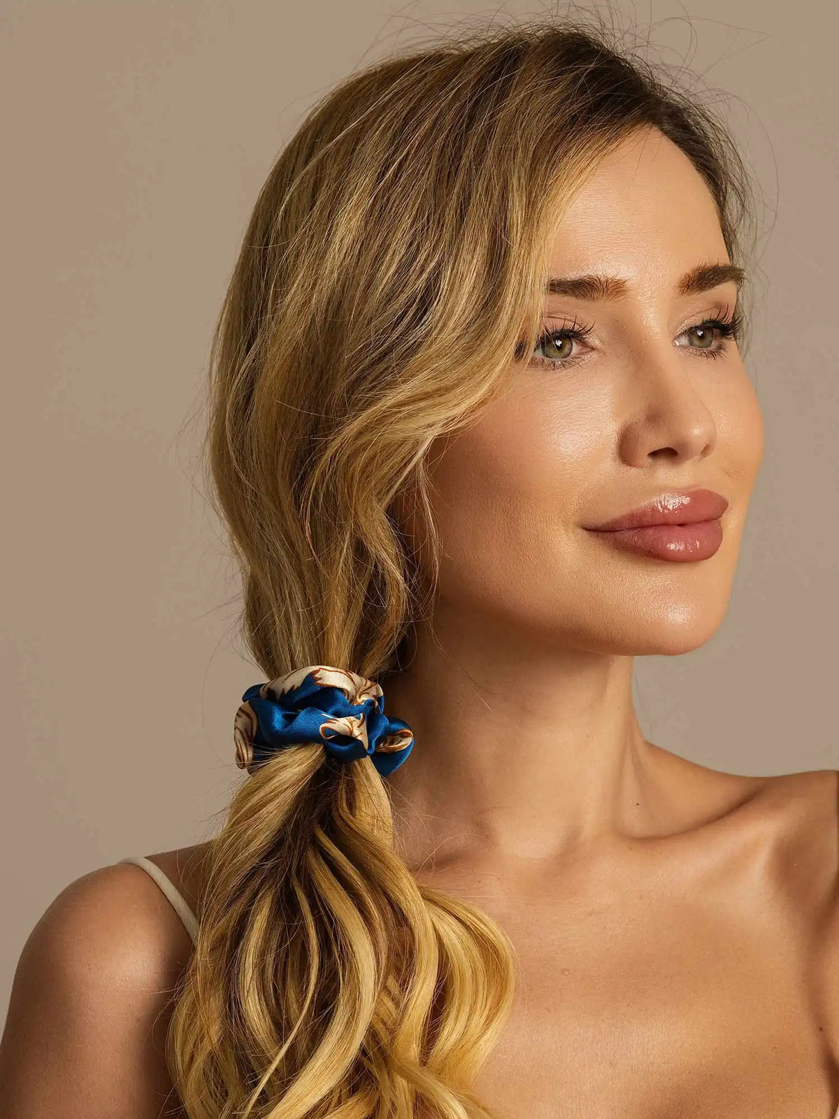 100% Mulberry Silk Soft Classic Hair Scrunchie - 2cm