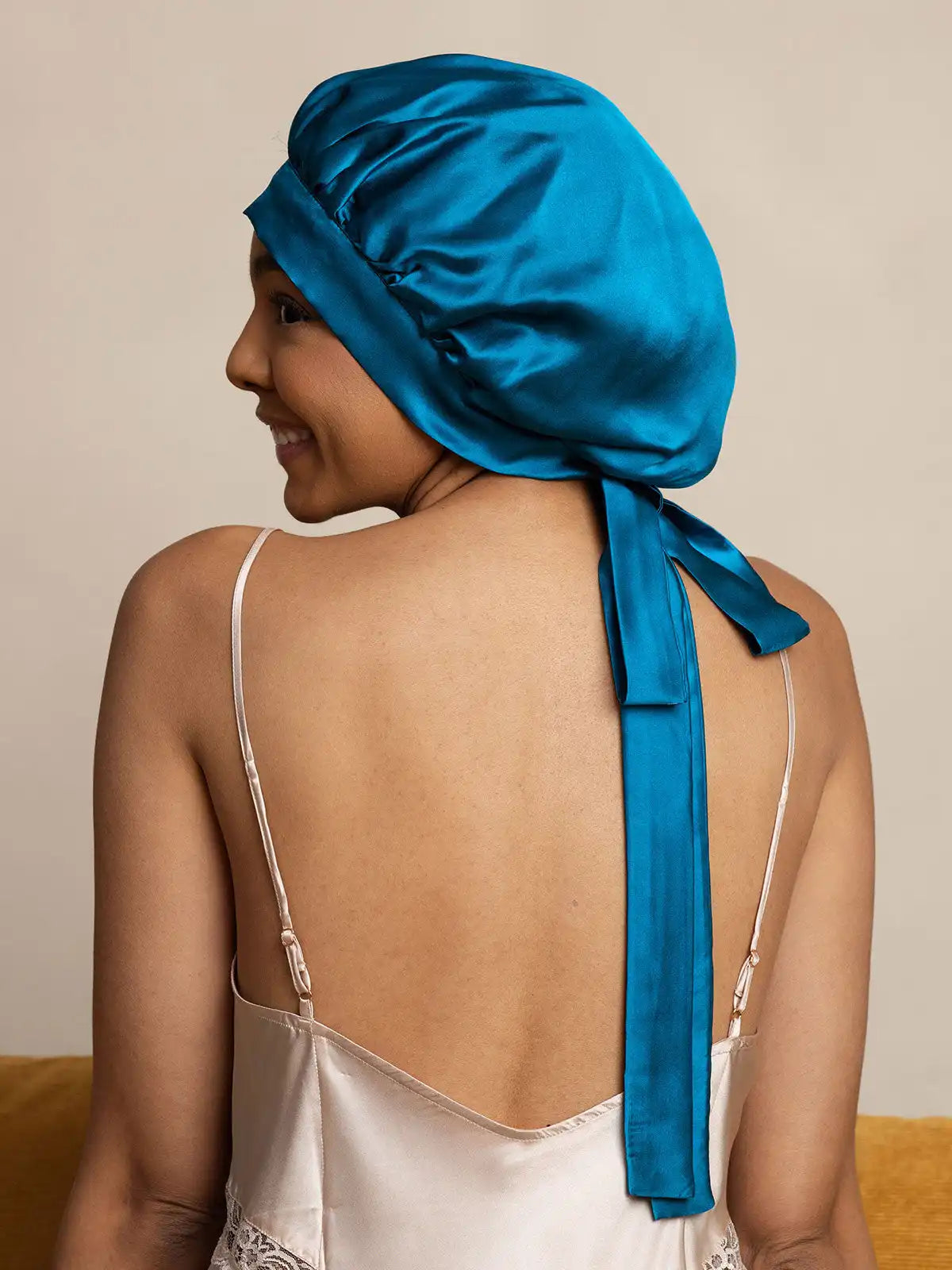 100% Mulberry Silk Elegant Bonnet with Long Ribbons