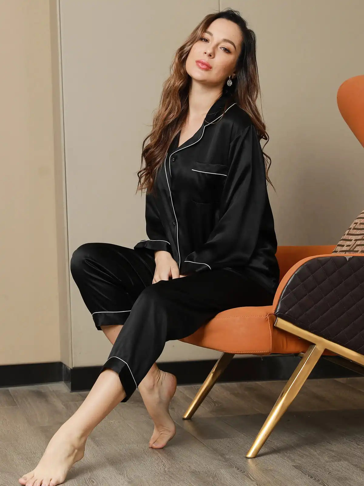 Women's 100% Mulberry Silk Long Sleeve Notch Collar Pajamas Set