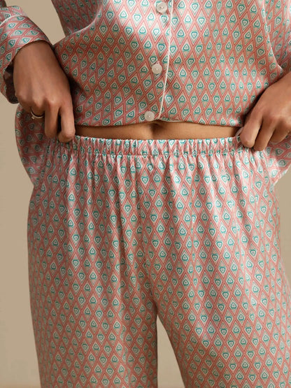 Women's 100% Mulberry Silk Geometric Print Long Sleeve Pajamas Set With Pants
