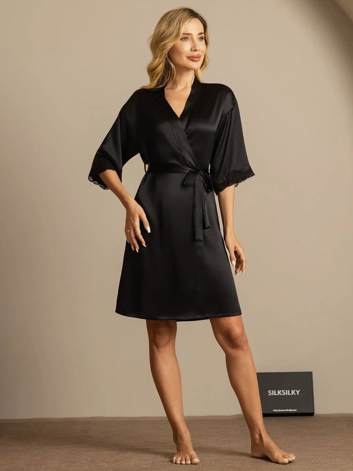 100% Mulberry Silk Basic Women's Robe with Lace Design