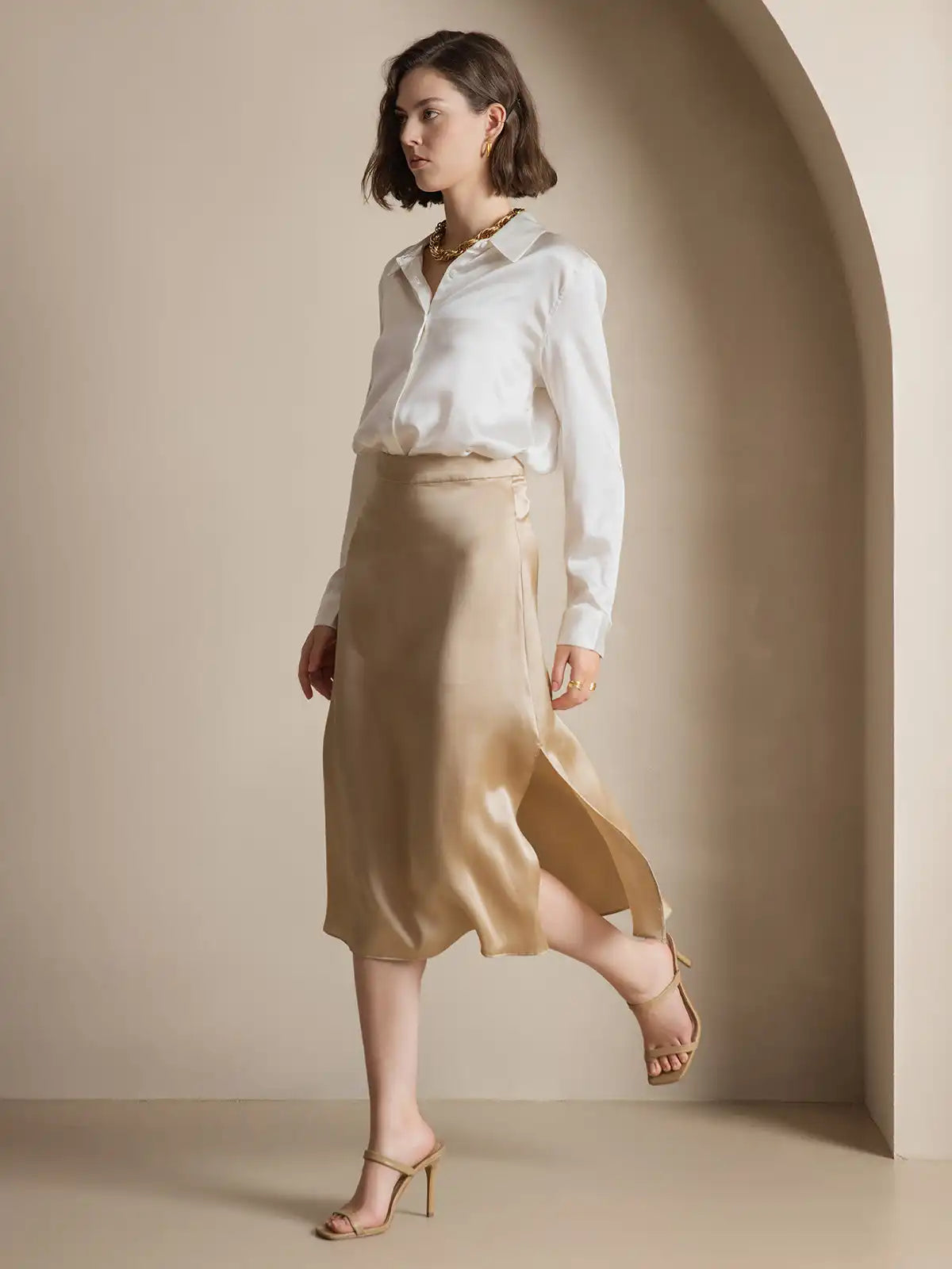 19Momme Silk Long Sleeve Lapel Collar Women's Shirt with Button Up Design
