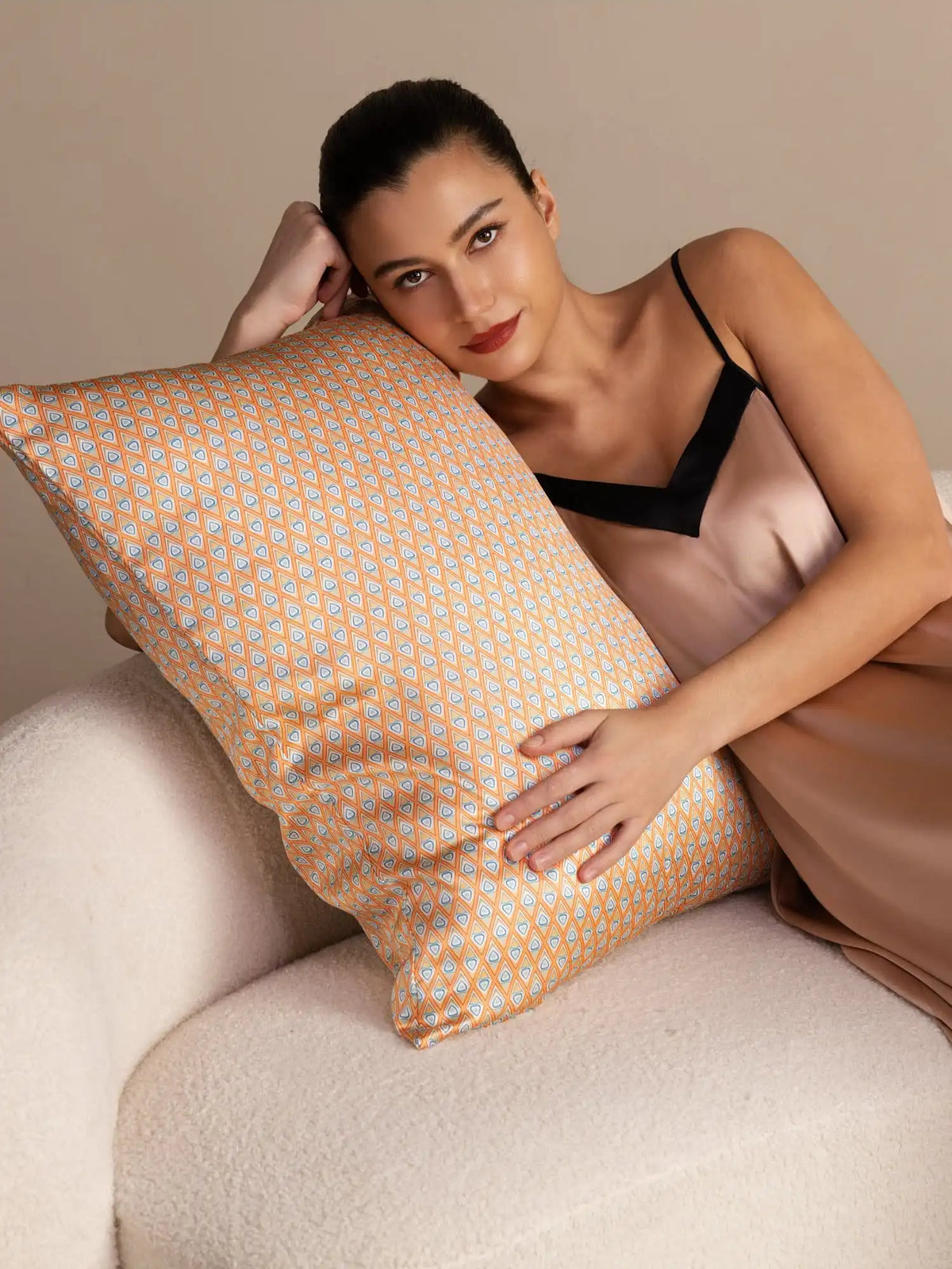 19 Momme Artistic Printed 100% Mulberry Silk Pillowcase – Envelope Closure