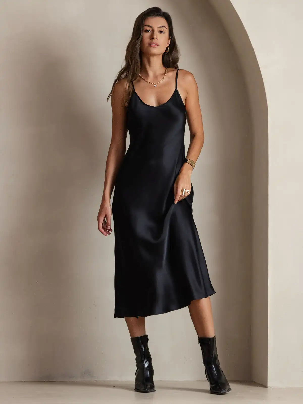 100% Mulberry Silk Spaghetti Strap V Neck Midi Dress