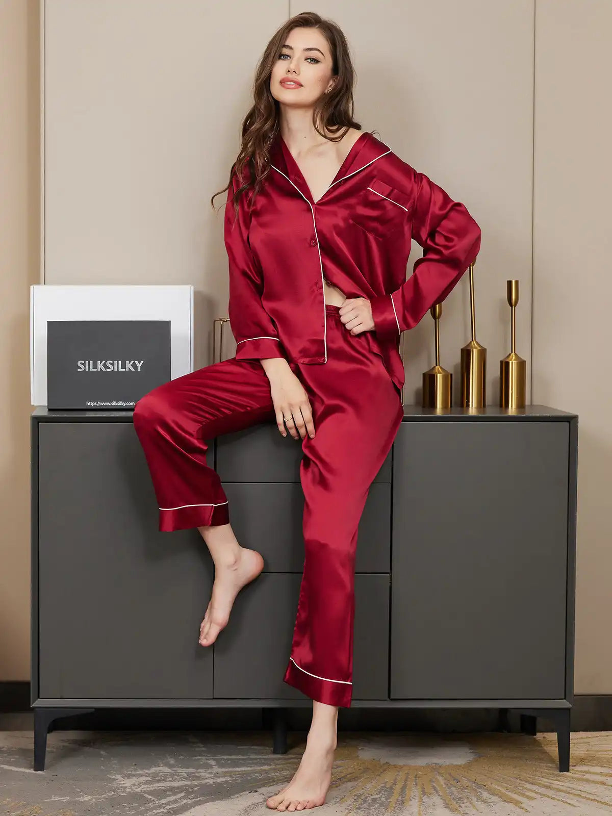 Women's 100% Mulberry Silk Long Sleeve Button Up Pajamas Set