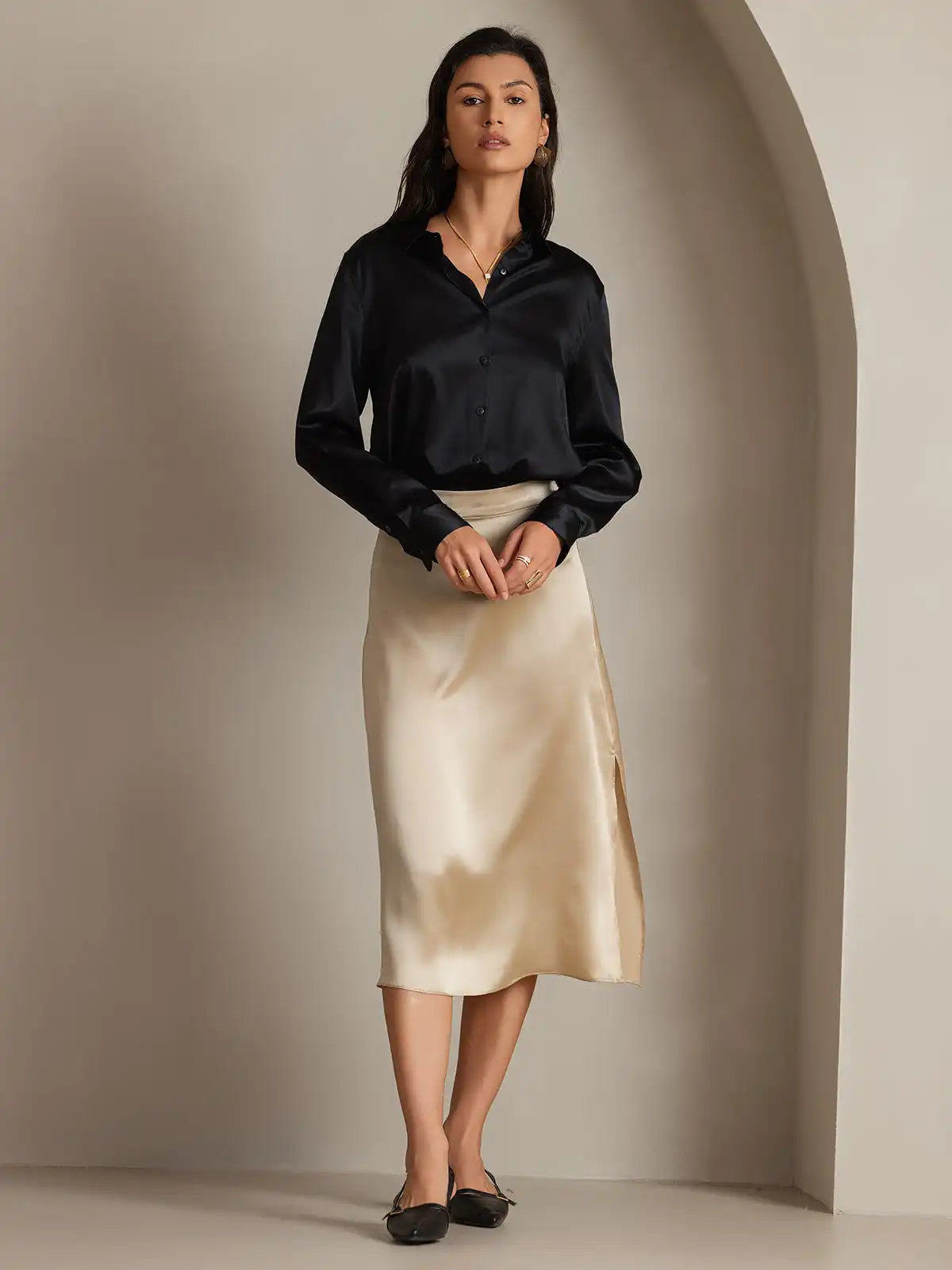 19Momme Silk Long Sleeve Lapel Collar Women's Shirt with Button Up Design