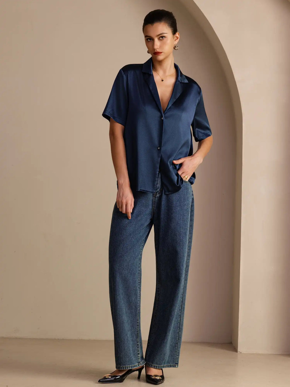19Momme Silk Short Sleeve Notched Lapel Women's Shirt with Button Up Design