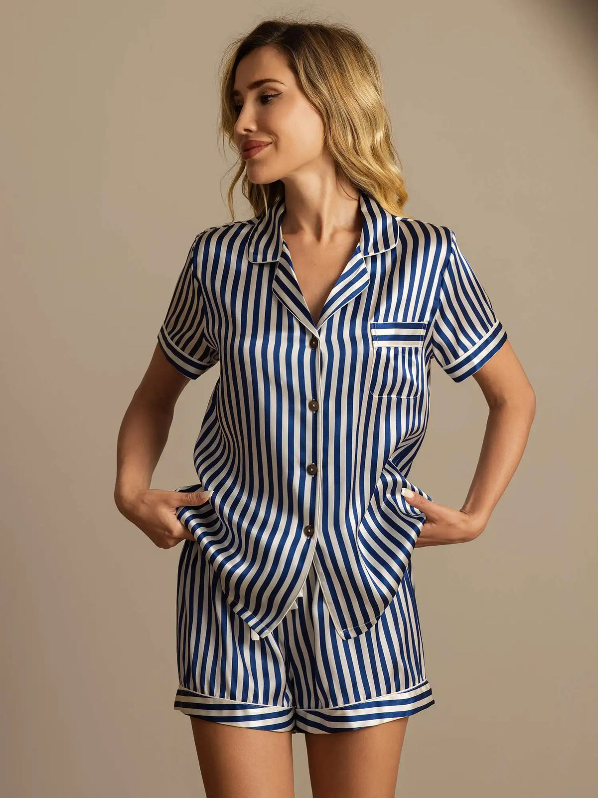 Women's 100% Mulberry Silk Stripe Print Short Sleeve Notch Collar Pajamas Set With Shorts