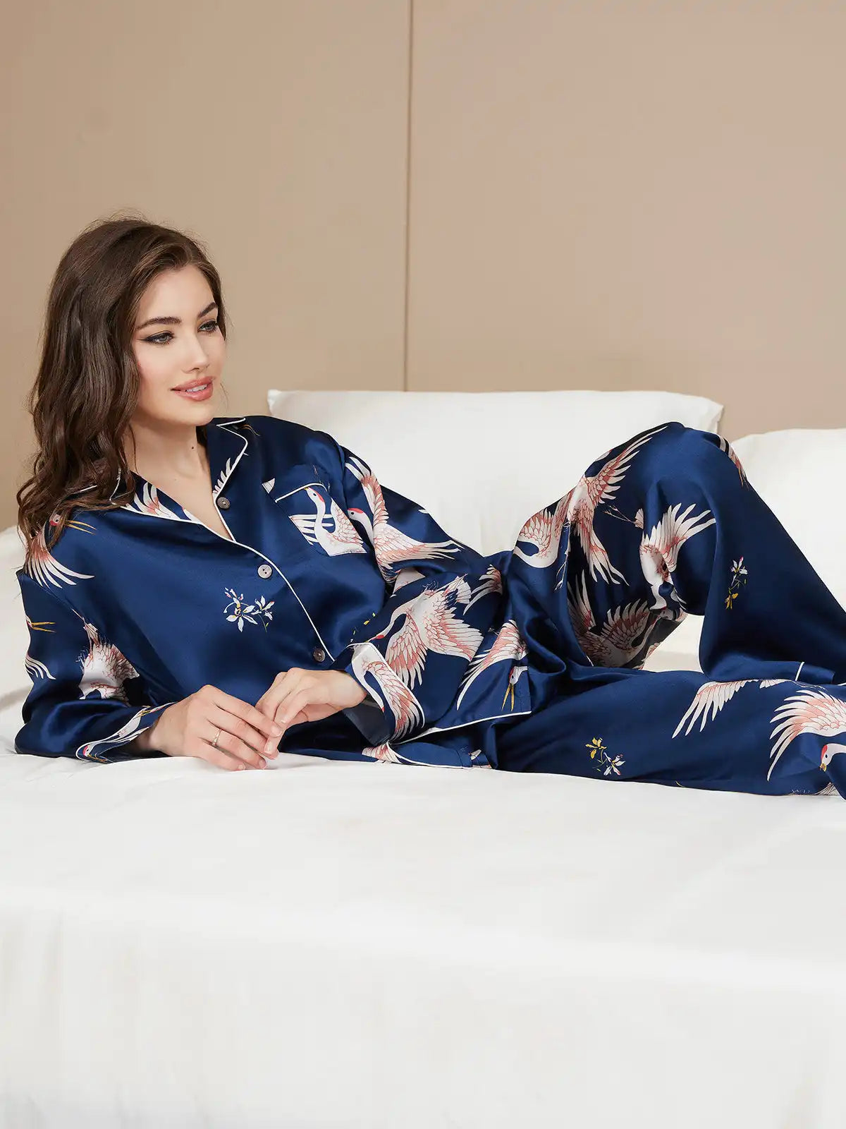 19Momme Women's Crane Print Long Sleeve 100% Mulberry Silk Pajamas Set