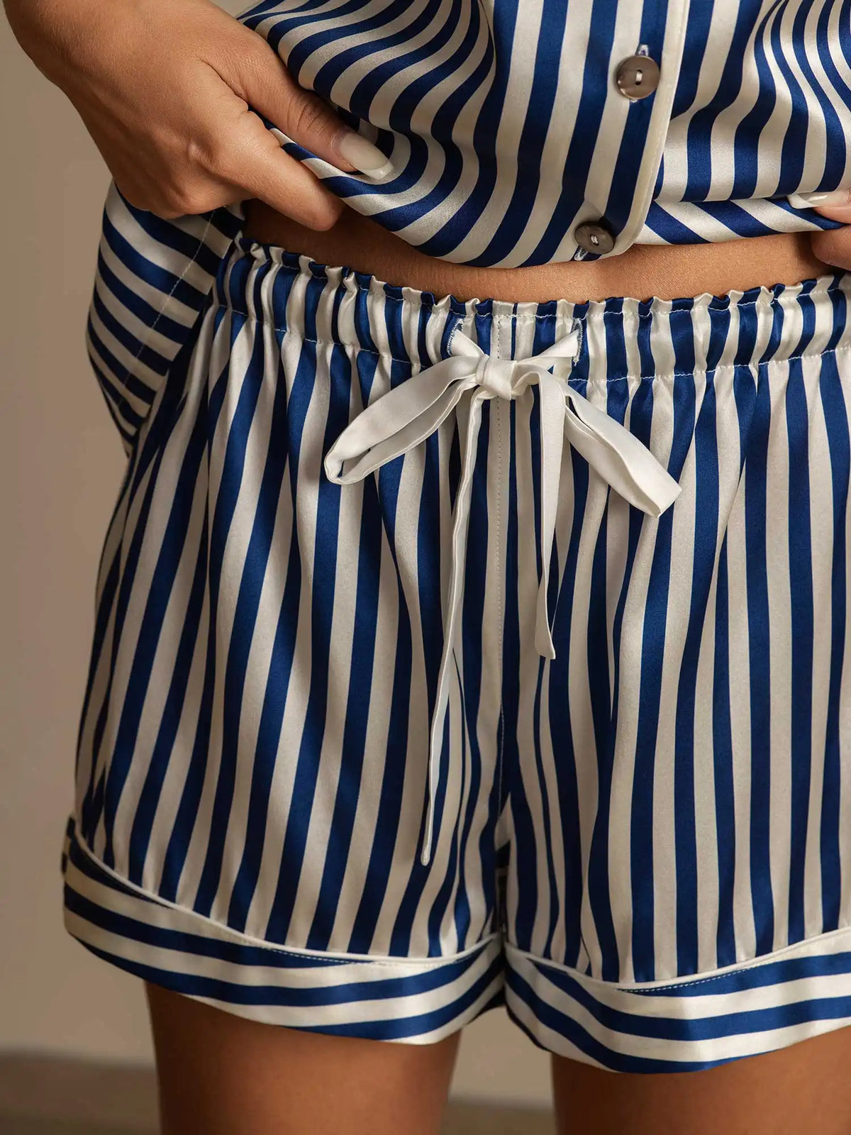 Women's 100% Mulberry Silk Stripe Print Short Sleeve Notch Collar Pajamas Set With Shorts