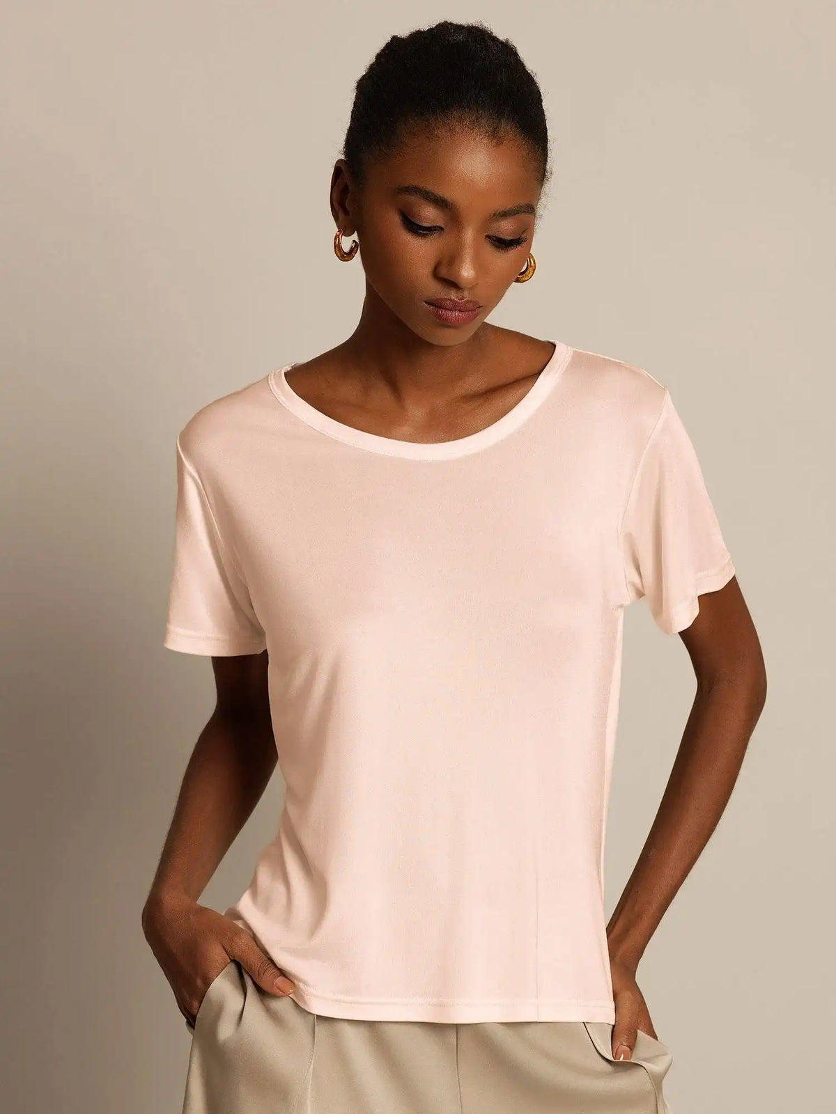 Women's 100% Mulberry Silk Short Sleeve Round Neck Basic T-Shirt