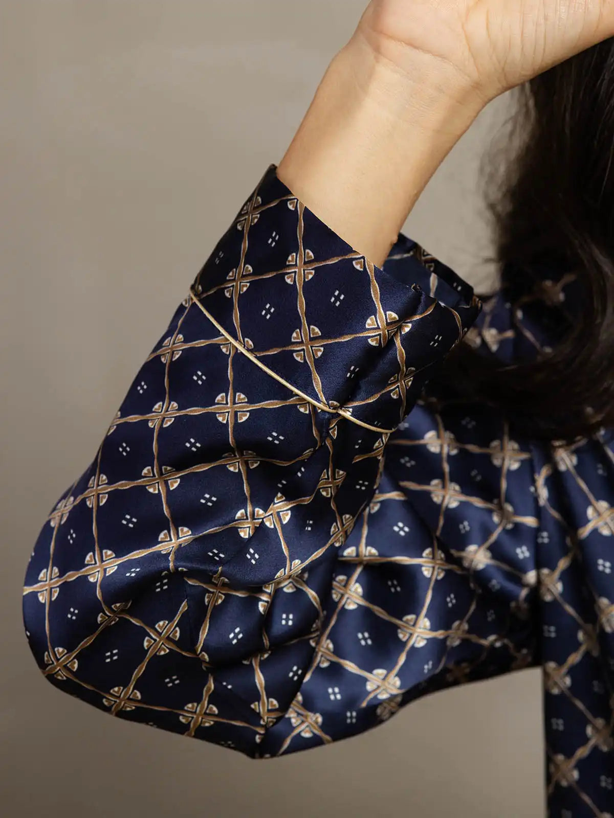 100% Mulberry Silk Chain Print Long Sleeve Lapel Collar Women's Pajamas Set