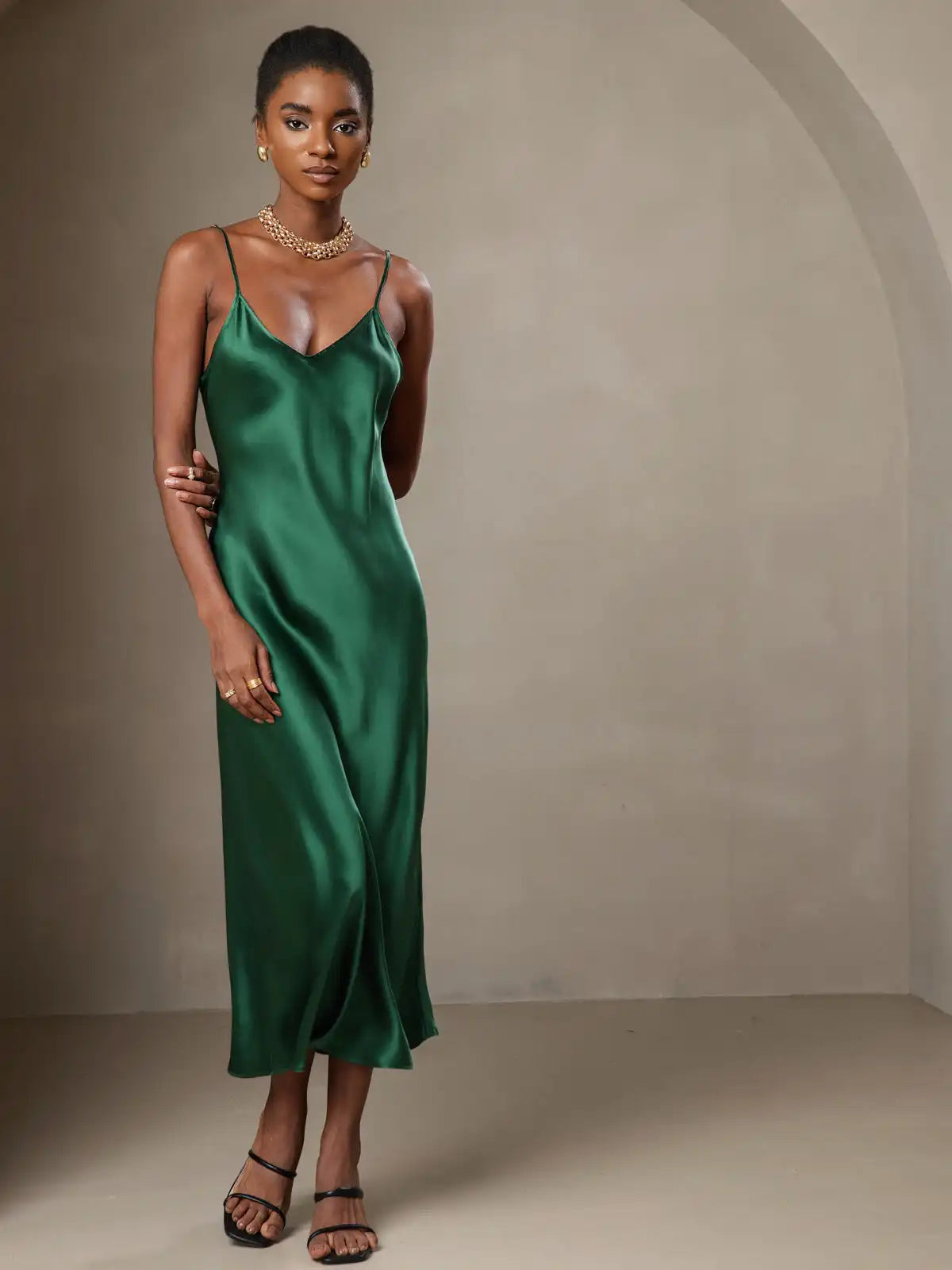 100% Mulberry Silk Spaghetti Strap V Neck Midi Dress