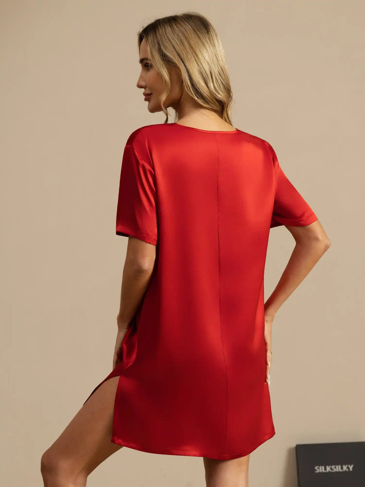 100% Mulberry Silk Half Sleeve V-neck Short Nightgown with Split Design