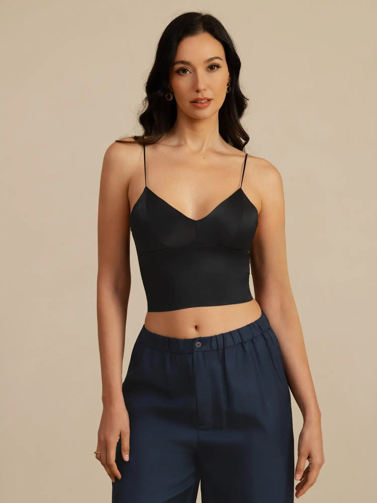 19Momme Silk Crop Top Spaghetti Strap V Neck Camisoles with Built-in Bra