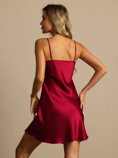 100% Mulberry Silk Spaghetti Strap V-neck Short Nightgown