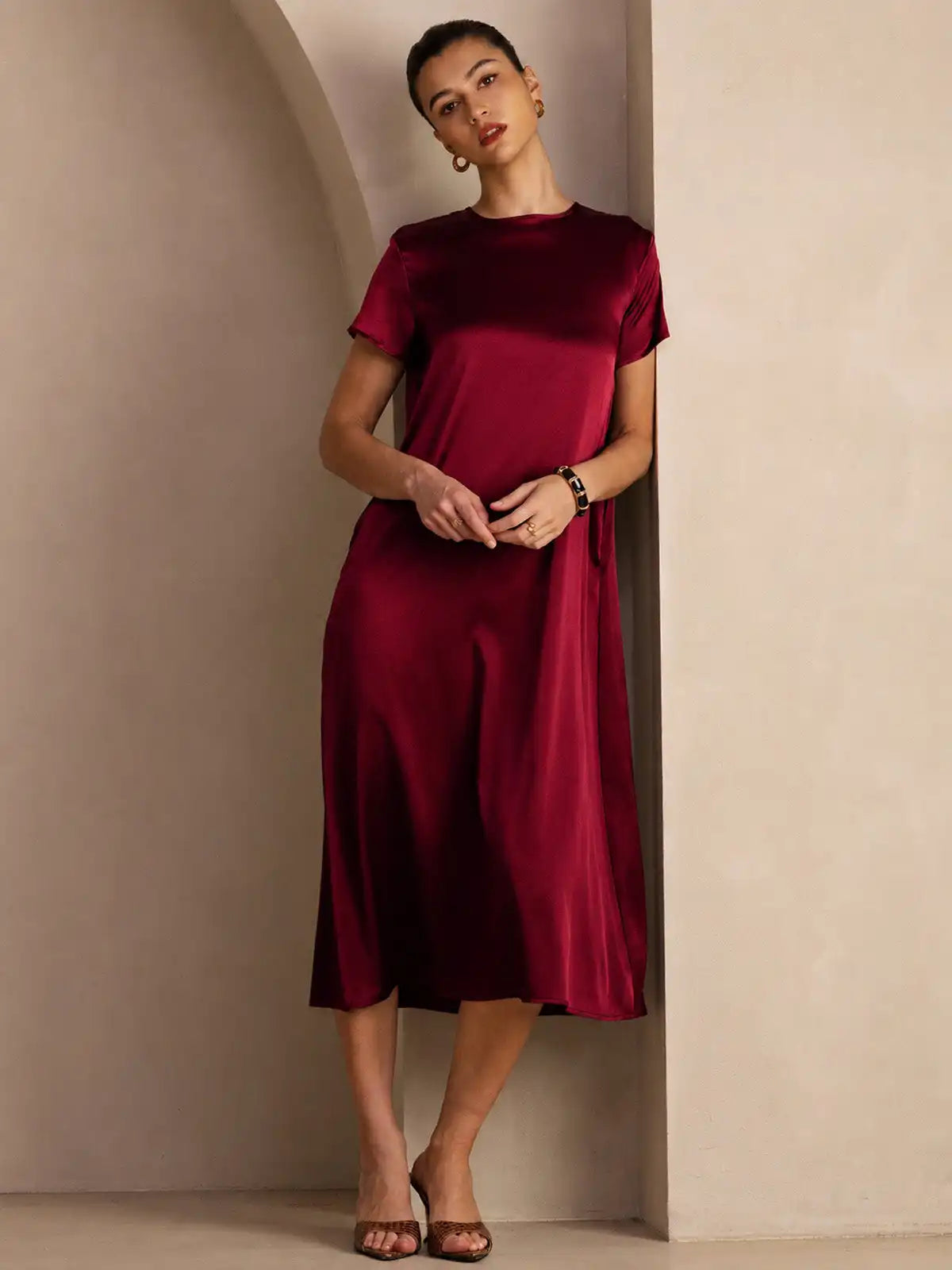 19Momme Silk Short Sleeve Crew Neck  Midi Dress With Side Pockets