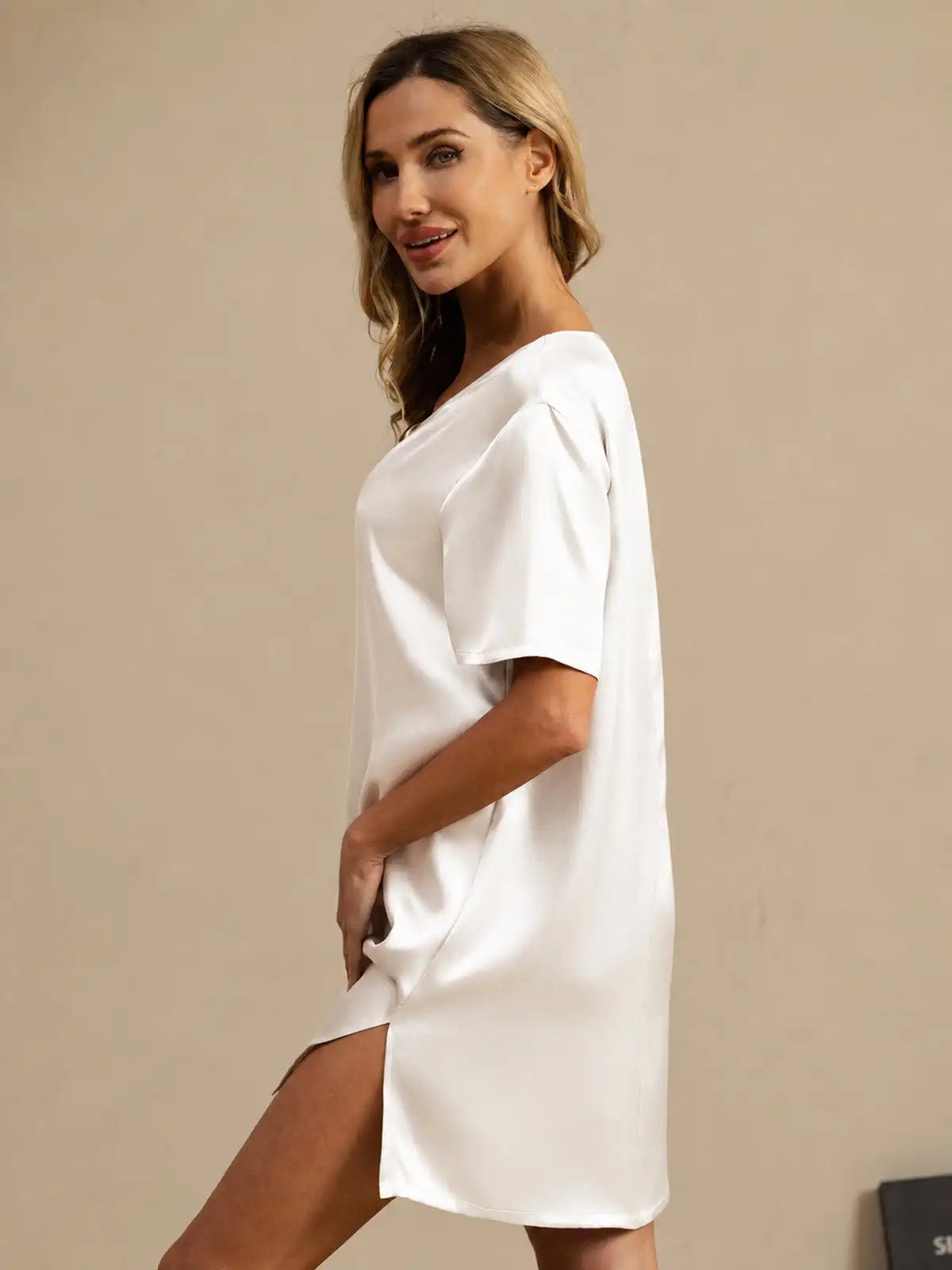 100% Mulberry Silk Half Sleeve V-neck Short Nightgown with Split Design