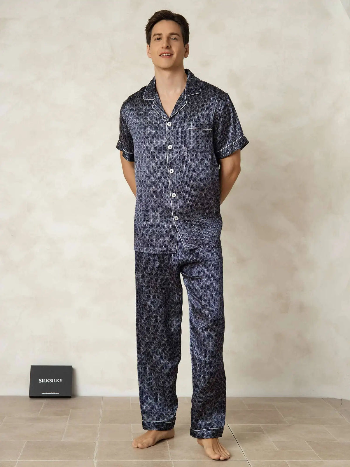 Clearance - Men's Pure Silk Navy Ginkgo Print Short Sleeve Pajamas Set with Pants