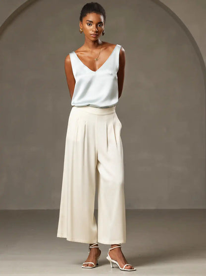 19Momme Silk Sleeveless V Neck Women's Tank Top with V Back Design