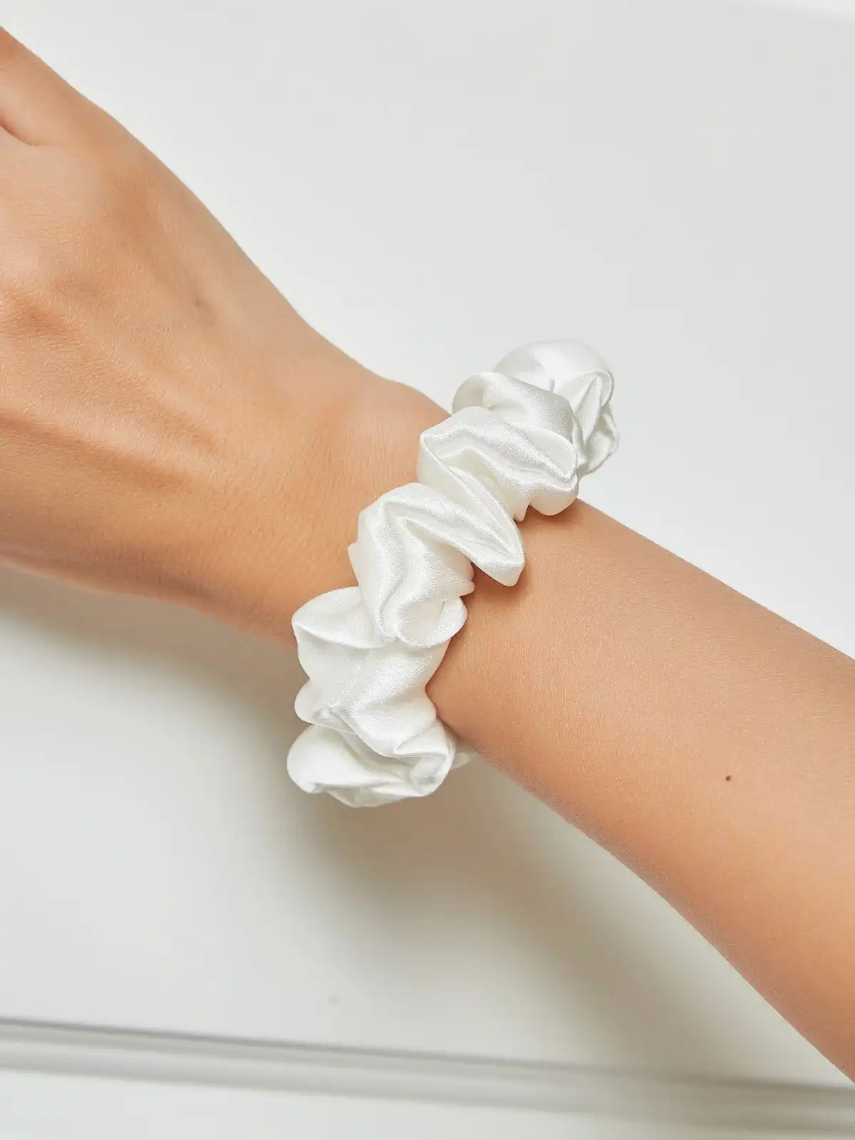 100% Mulberry Silk Soft Classic Hair Scrunchie - 2cm