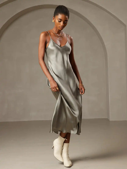 100% Mulberry Silk Spaghetti Strap V-neck Midi Nightgown