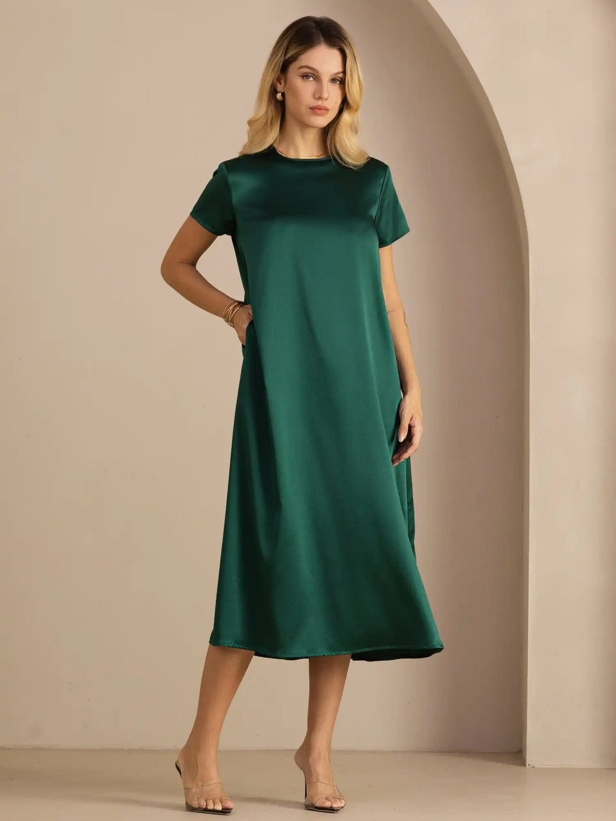 19Momme Silk Short Sleeve Crew Neck  Midi Dress With Side Pockets