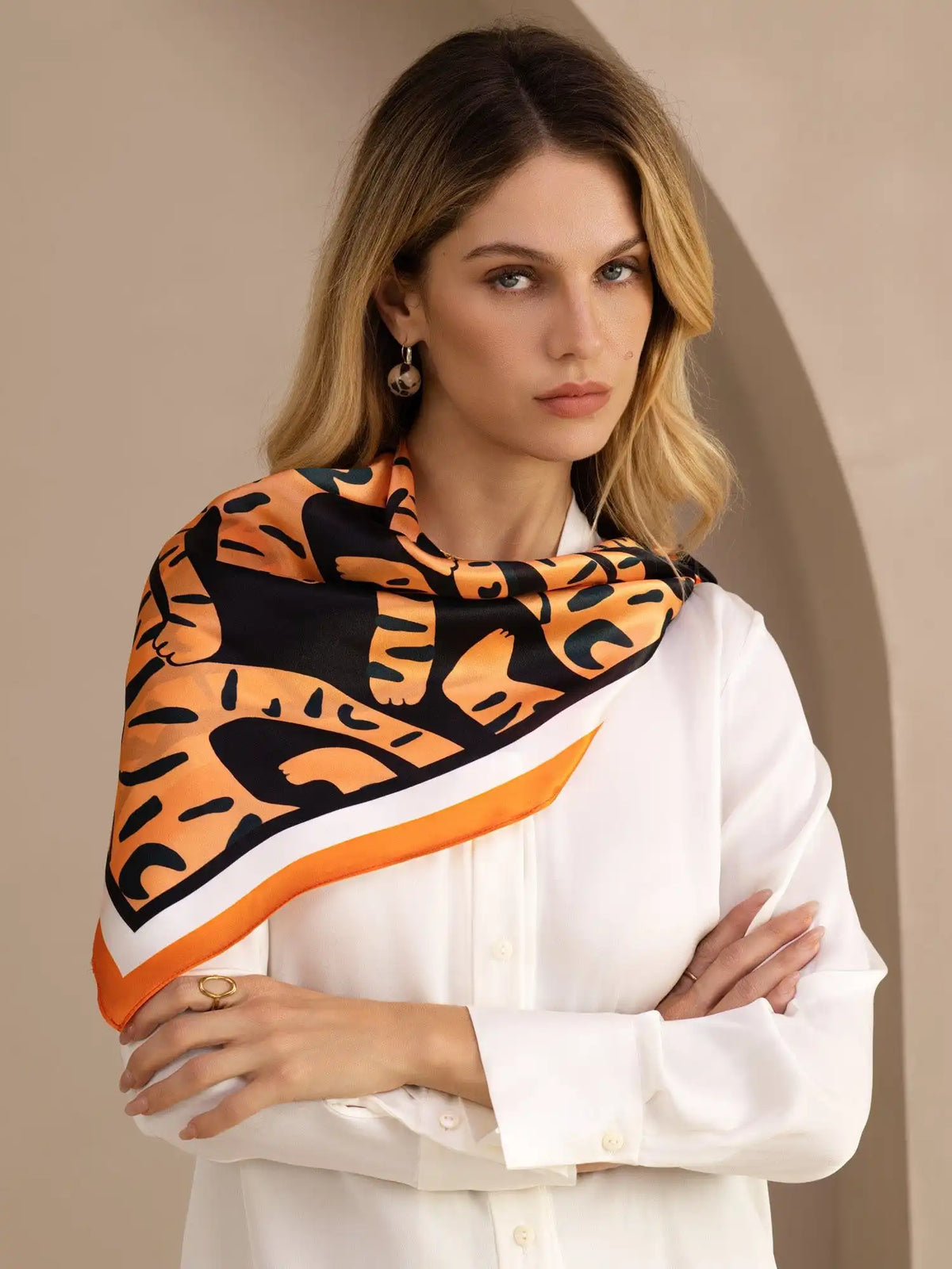 100% Mulberry Silk Tiger Pattern Scarf - Size 90x90cm
