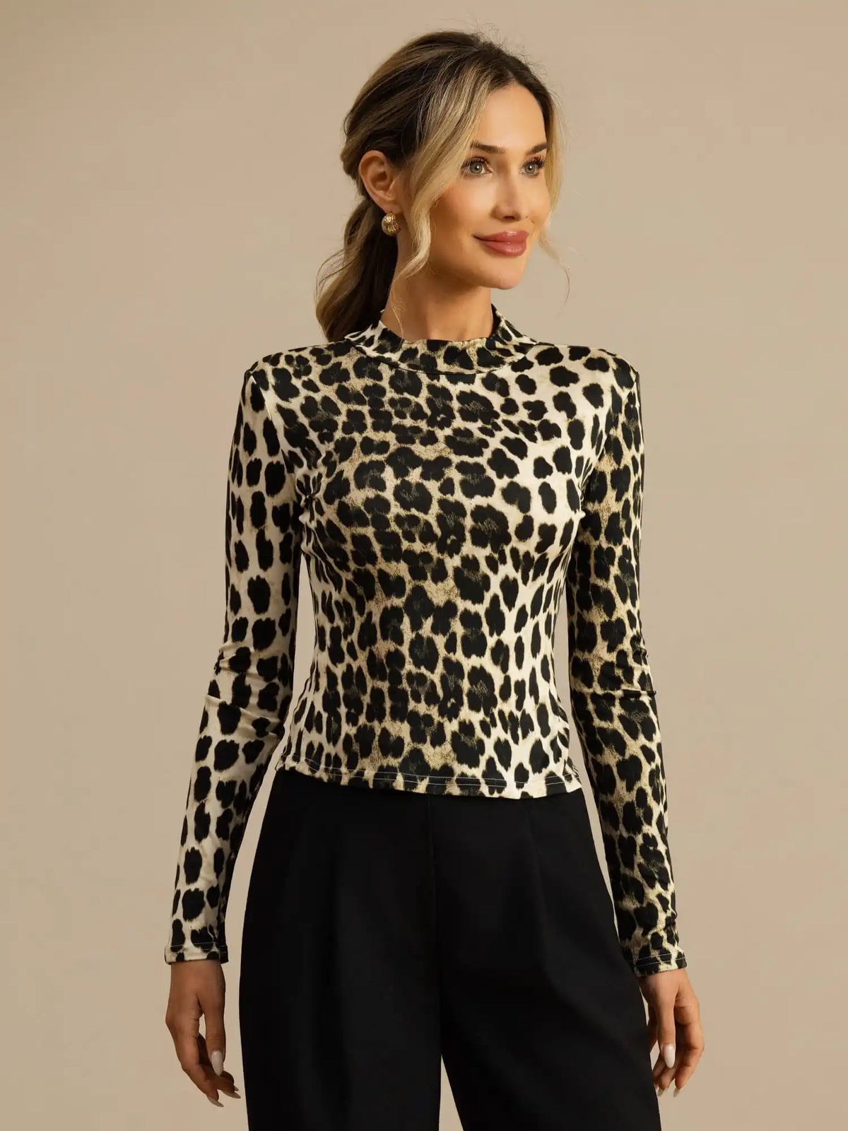 100% Mulberry Silk Wild Animal Print Women's Long Sleeve Mock Neck Top