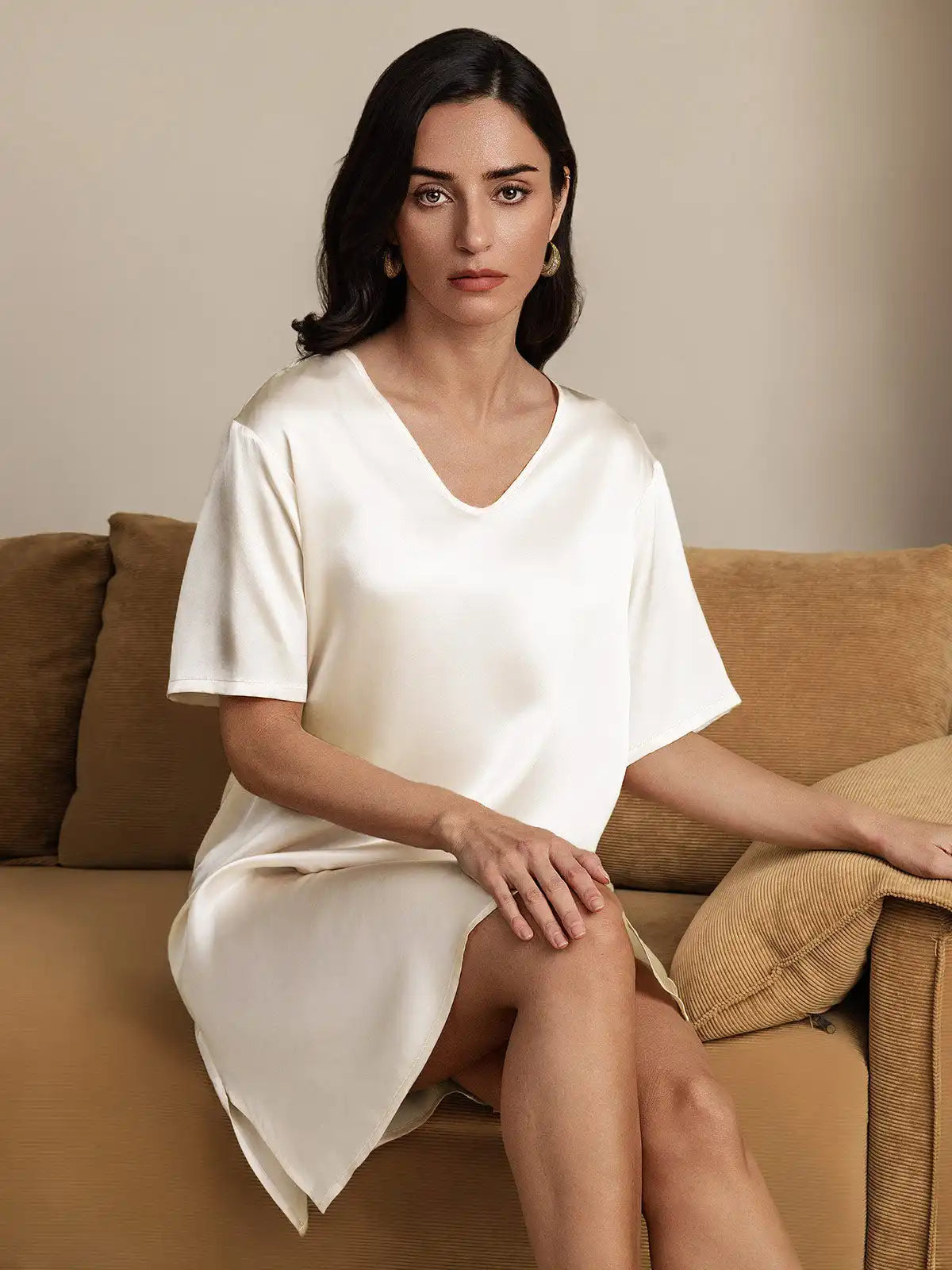 100% Mulberry Silk Half Sleeve V-neck Short Nightgown with Split Design