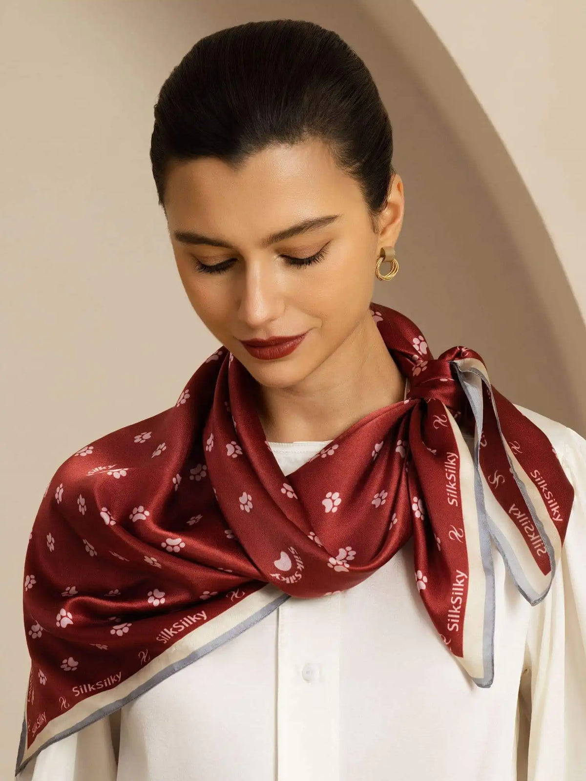 100% Mulberry Silk Paw Print Square Scarf - Size 90x90cm