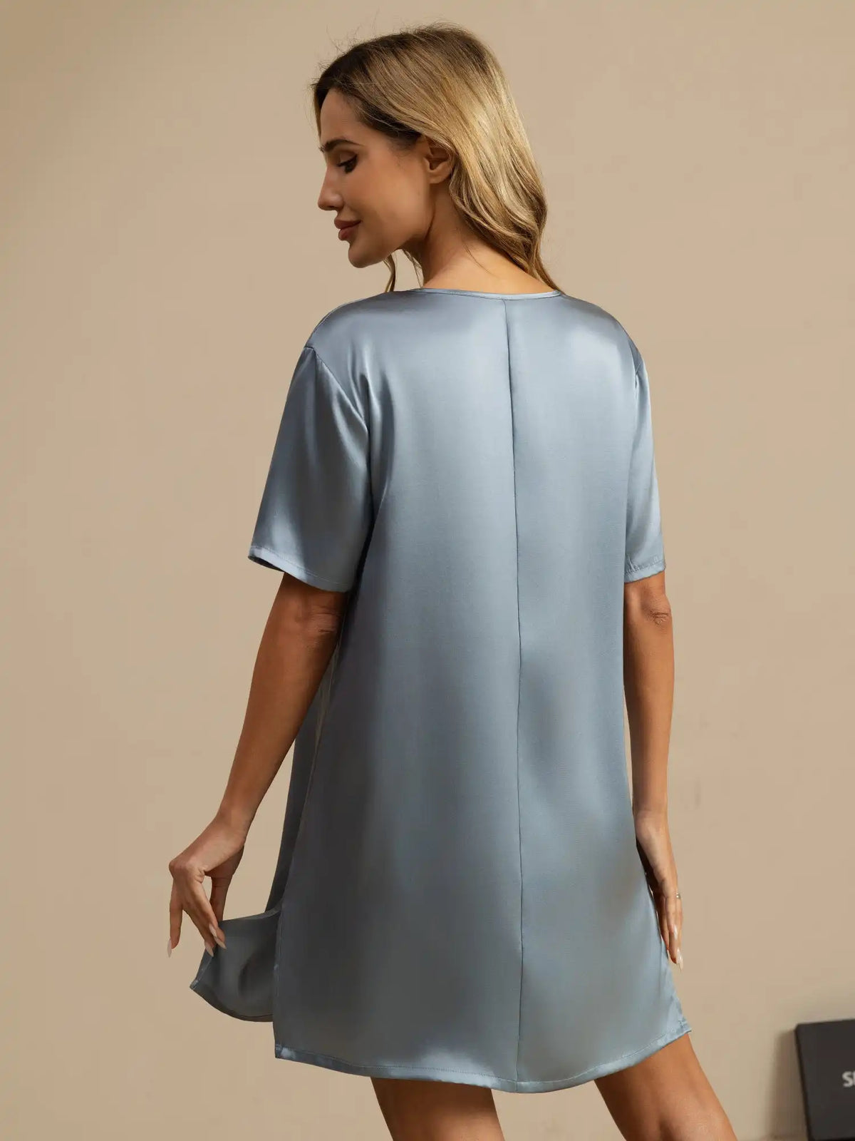 100% Mulberry Silk Half Sleeve V-neck Short Nightgown with Split Design
