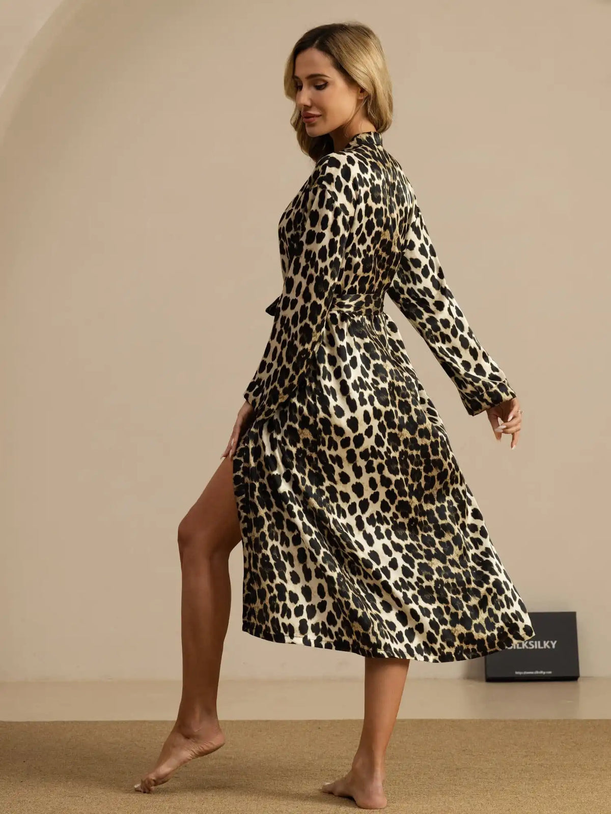100% Mulberry Silk Women's Long Sleeve Midi Leopard Printed Robe