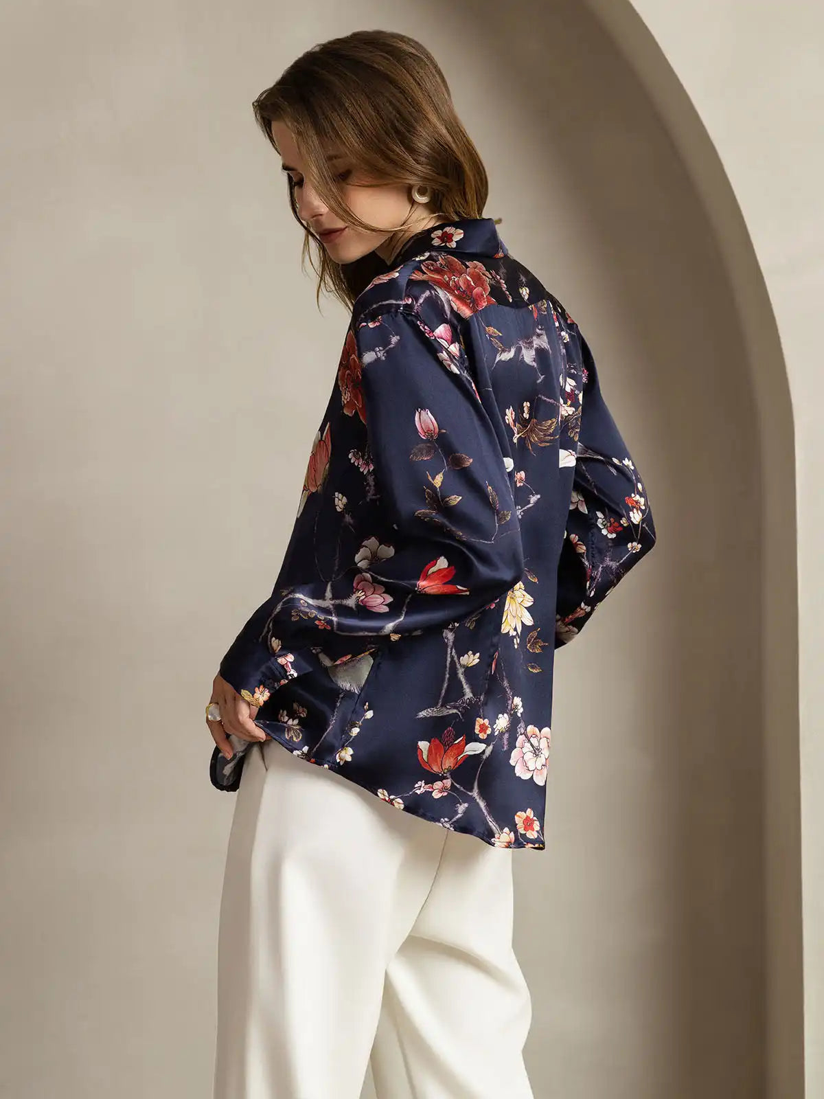 Women’s 19 Momme Silk Long Sleeves Button-Up Shirt