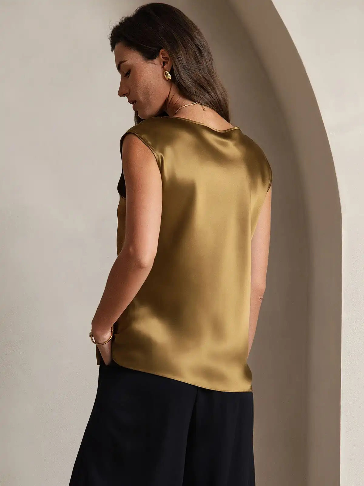 19Momme Women's Silk Cap Sleeve Round Neck Top