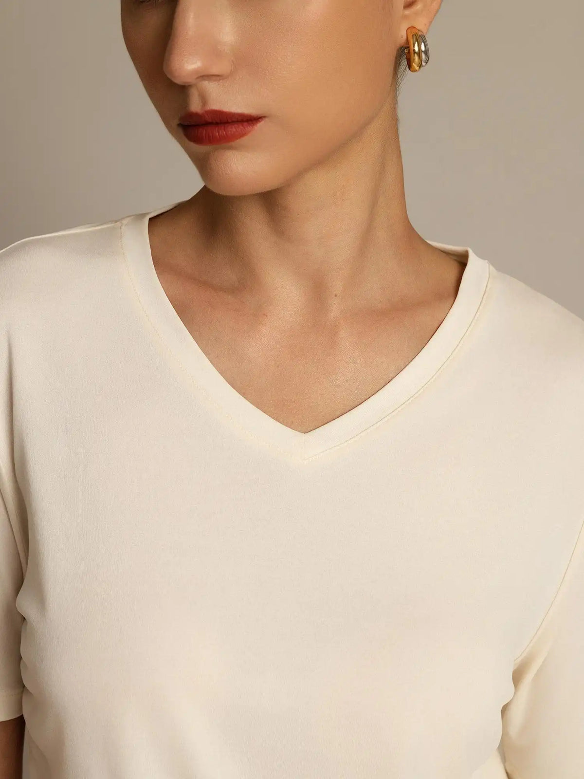 Clearance - 100% Mulberry Silk V-Neck Women's T-Shirt